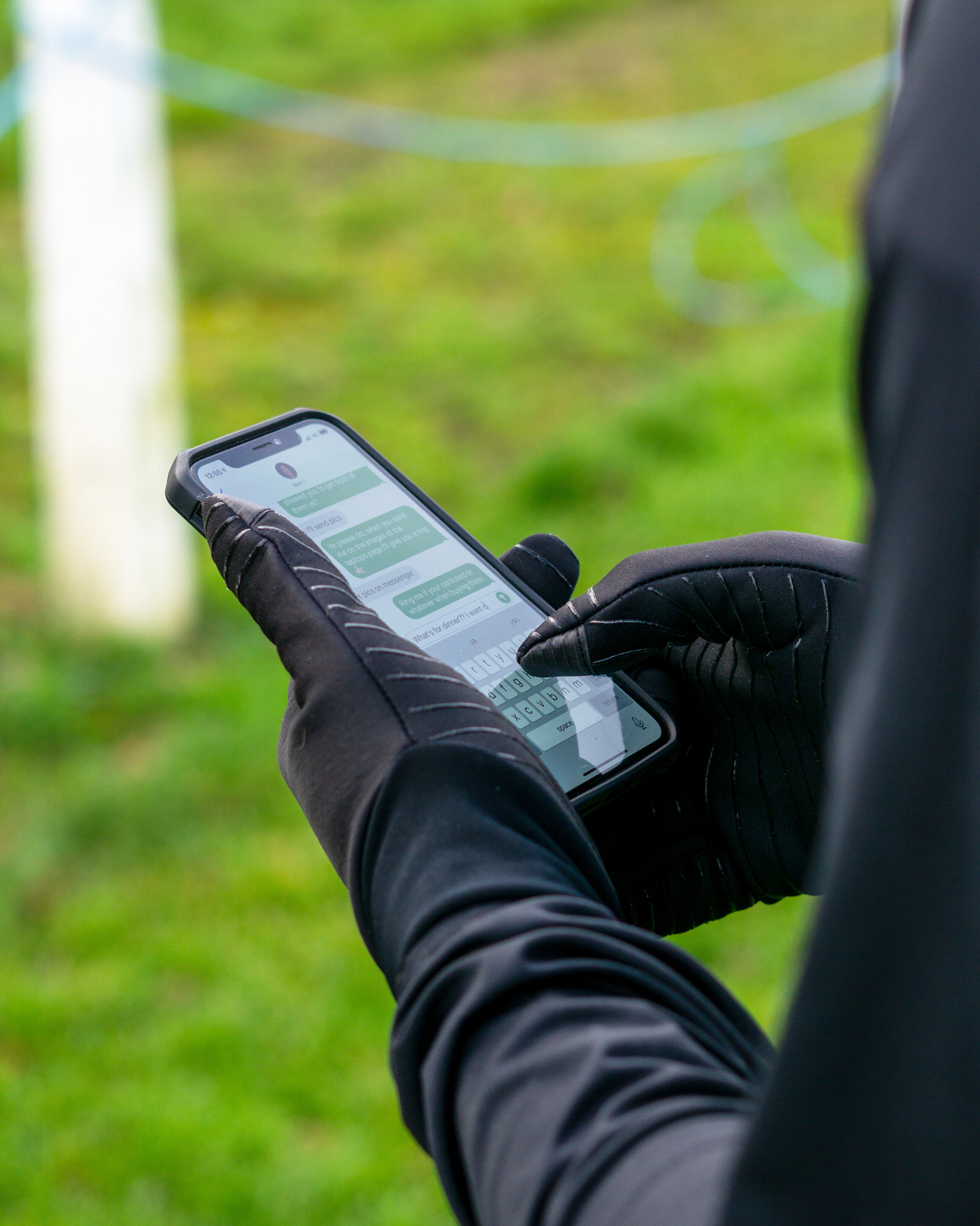 Precision Essential Warm Players Gloves image 2